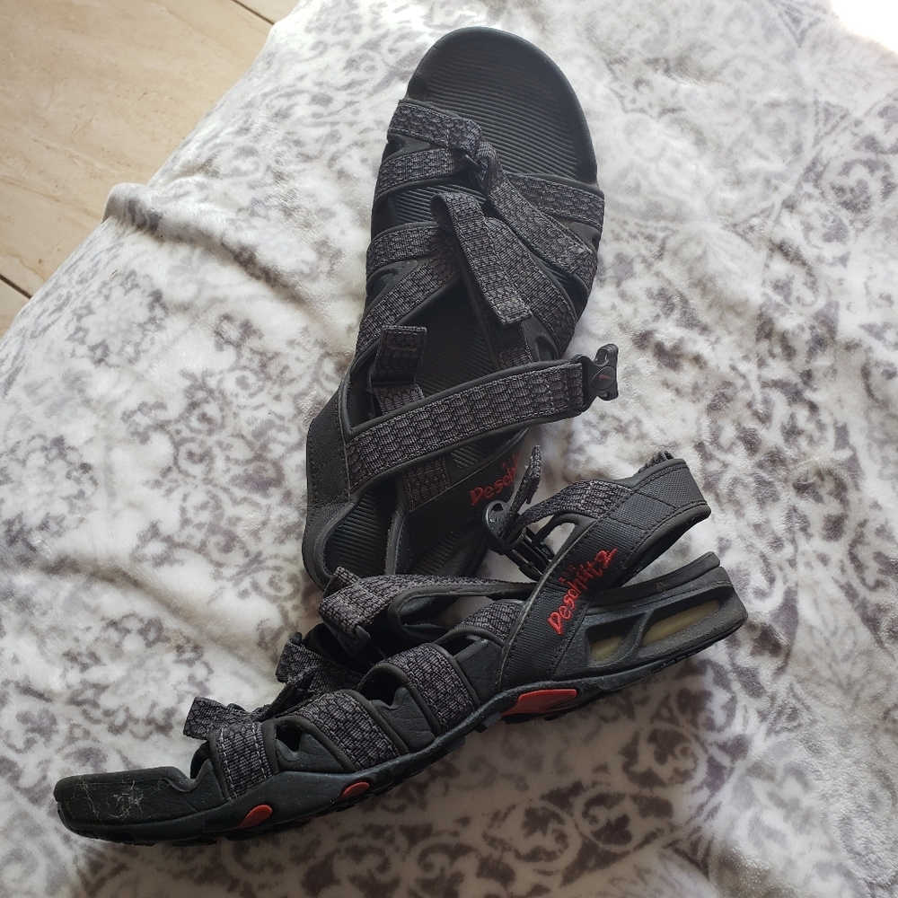 sandal